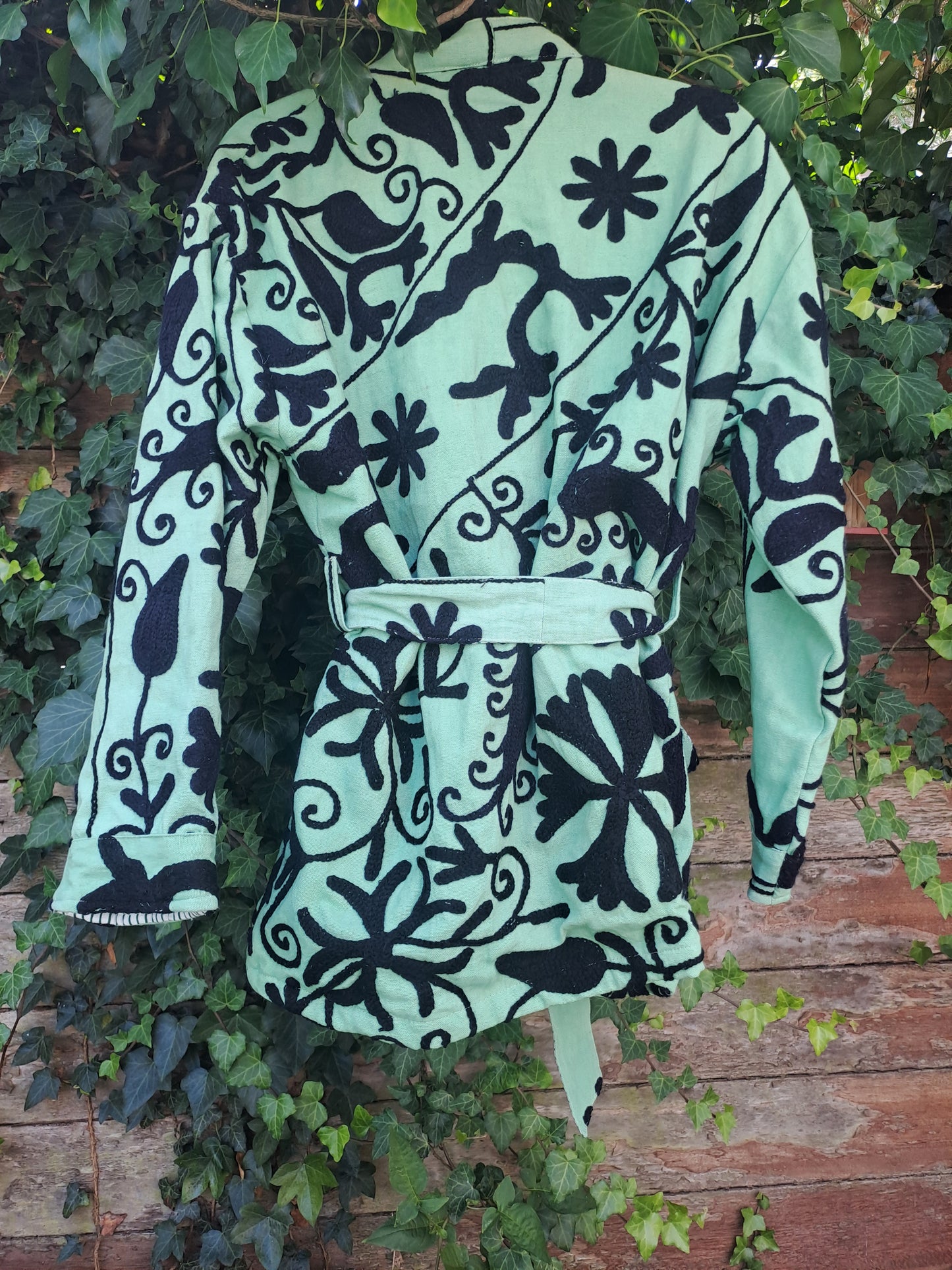 Suzani mintgroen/zwart