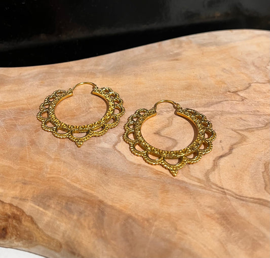 Messing oorbellen Sithu