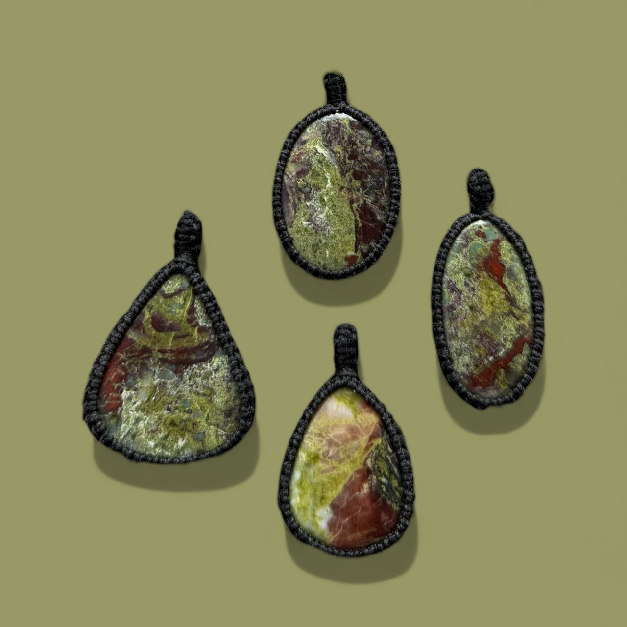 Macramé hanger drakenbloed jasper