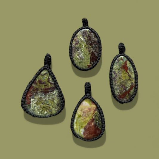 Macramé hanger drakenbloed jasper