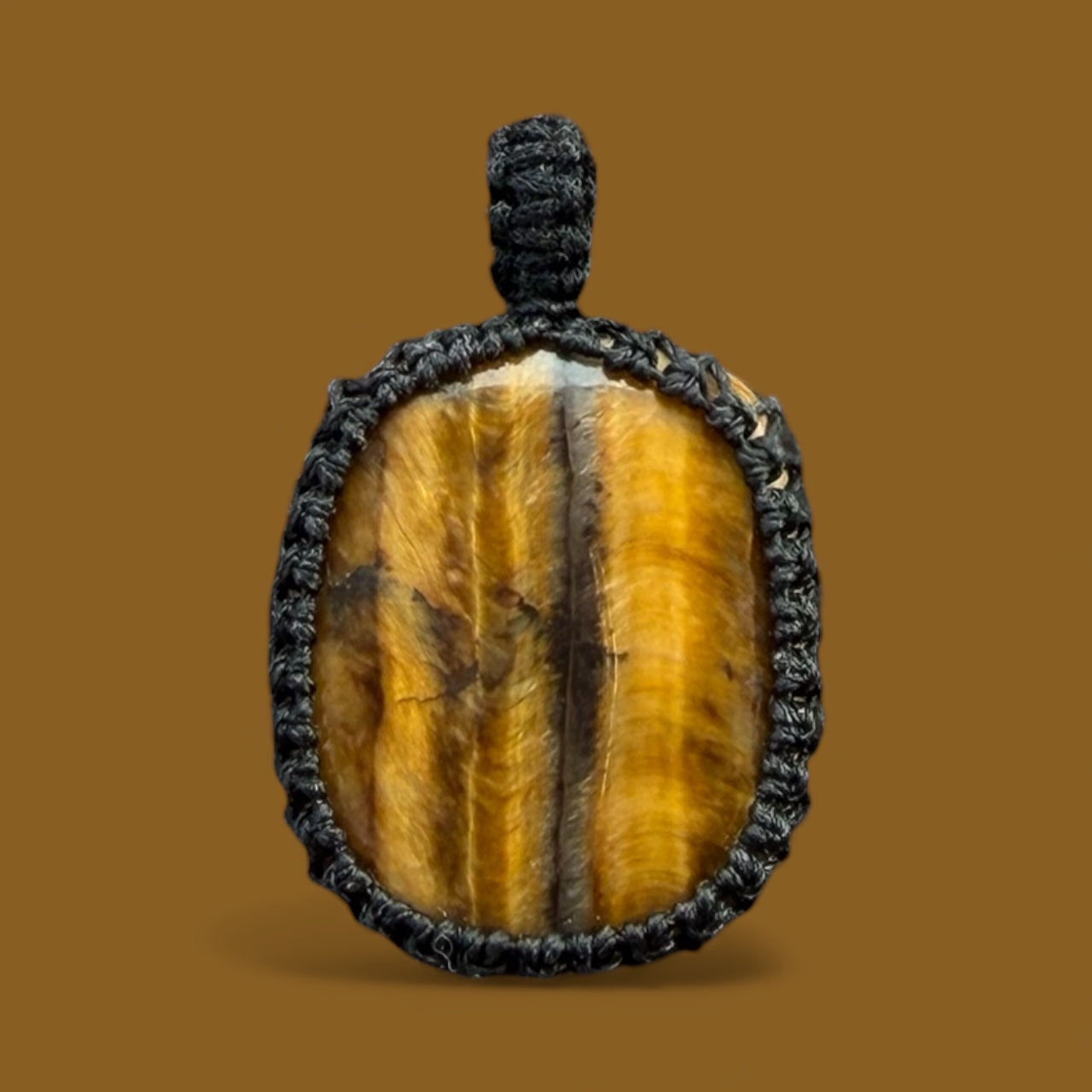 Macramé hanger Tijgeroog