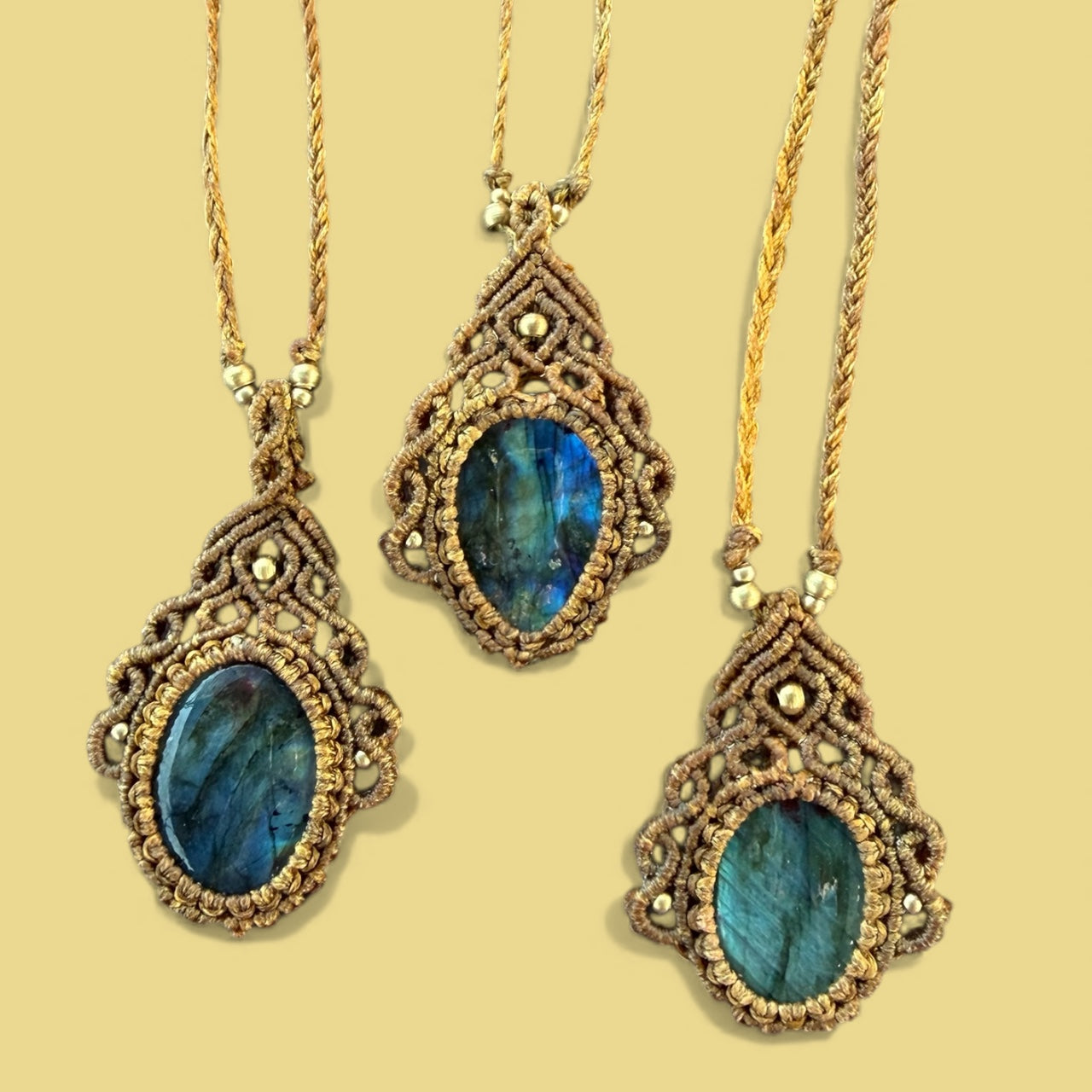 Macramé ketting labradoriet