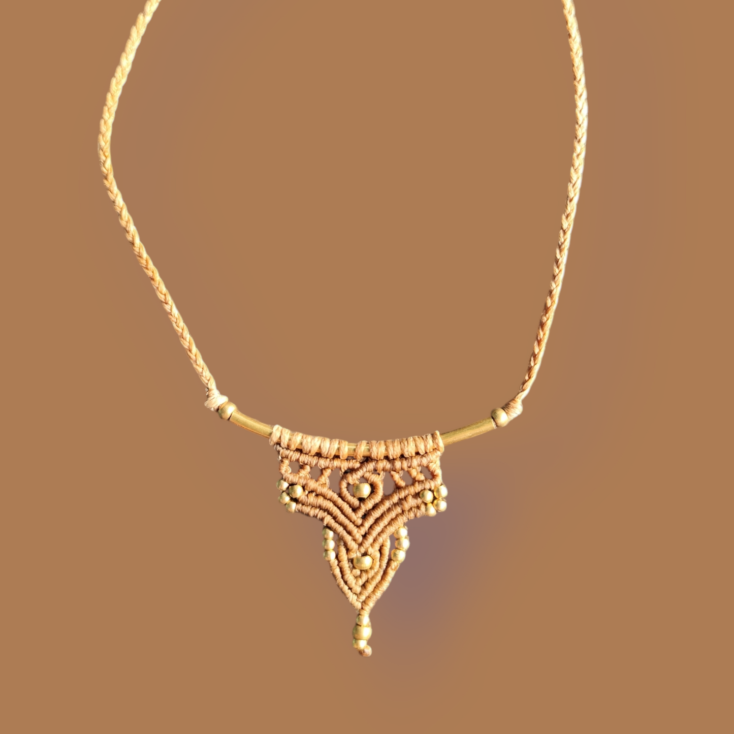 Macramé kettingen met metaal