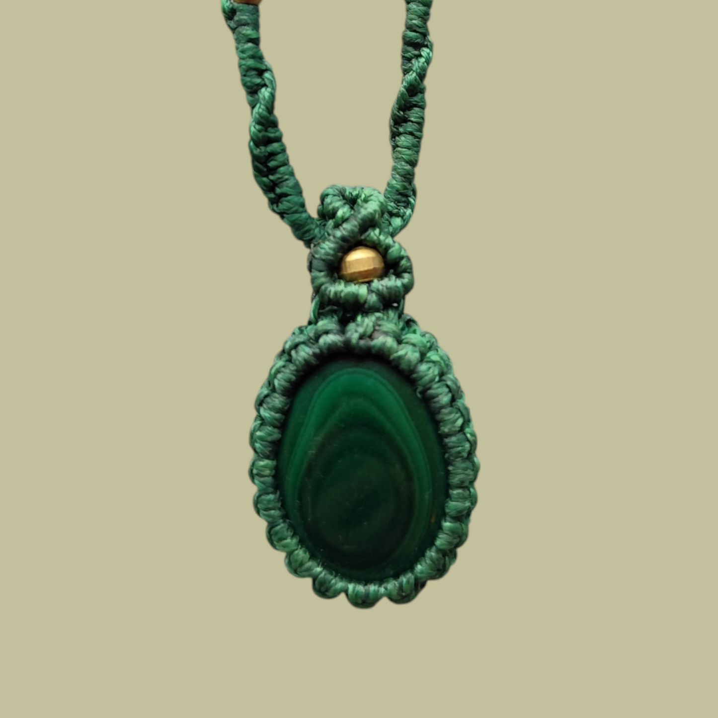 Macramé gekleurde ketting met  labradoriet