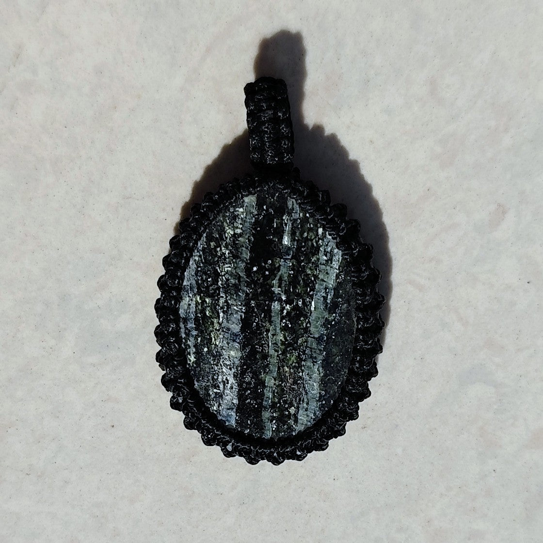 Macramé hangers Zwitserse opaal